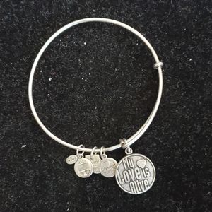 Alex & Ani
